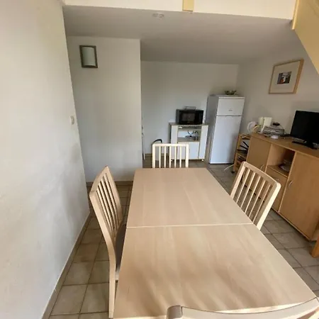 Lägenhet Avec Piscine - 5 Pers. - Fr-1-837-144
